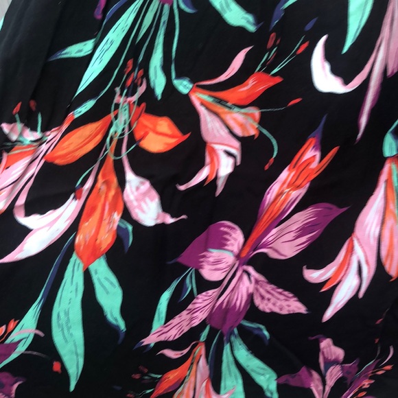 MINKPINK Miss Lily Black Floral Dress, Size L - Picture 4 of 6